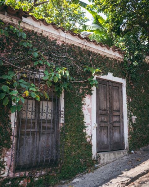 Casas antiguas en el barrio San Antonio