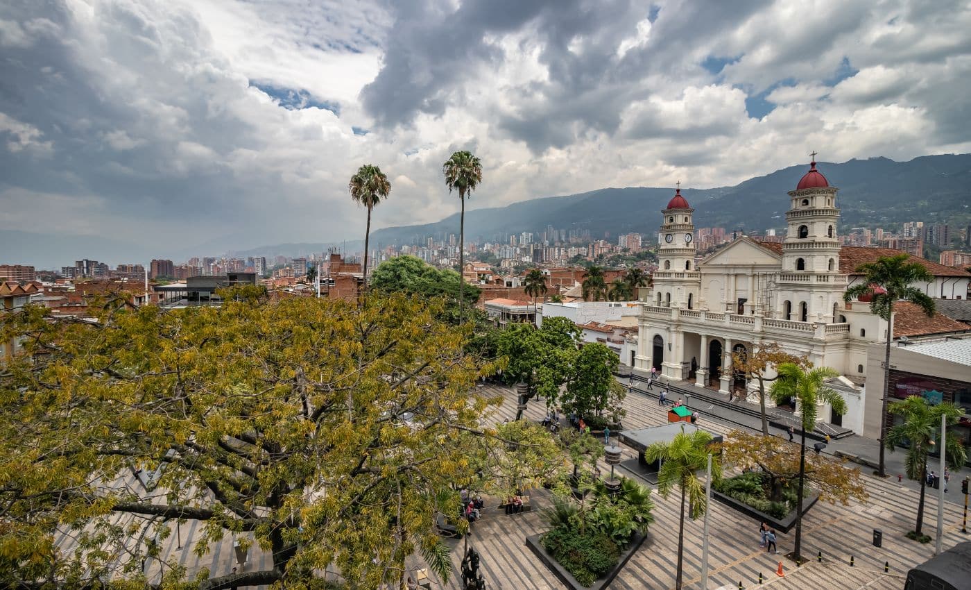 Parque Principal de Envigado, Antioquia