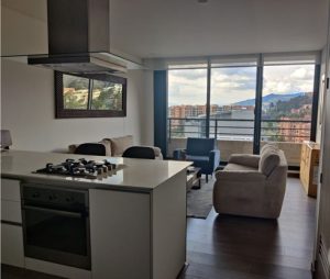 sala comedor con balcon en barrio bella suiza