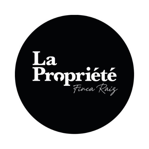 La Propriété Finca Raíz