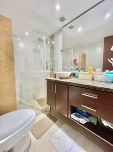 baño auxiliar san patrico bogota