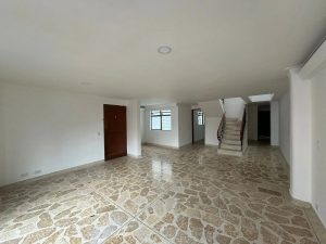 Apartamento en arriendo duplex en Laureles (6)