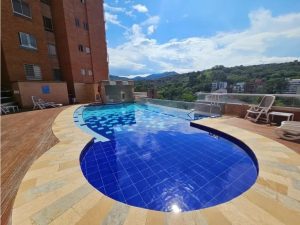 Apartamento en arriendo en el barrio Santa Teresita 10