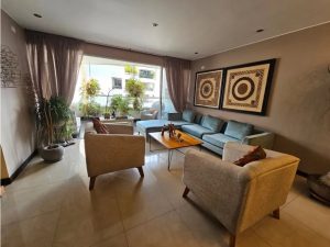 Apartamento en arriendo en el barrio Santa Teresita 2