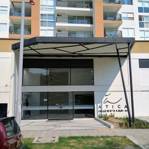 Apartamento en arriendo en el edificio Ática 13