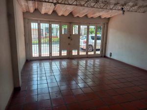 Casa en arriendo en barrio Santa Helena 7