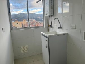 apartamento en arriendo en Cedritos piso 10 (4)