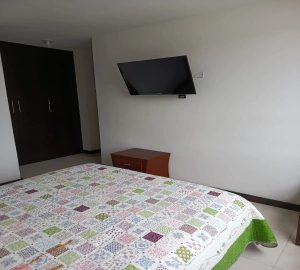 Apartamento amoblado en arriendo en Altos de la Colina 5