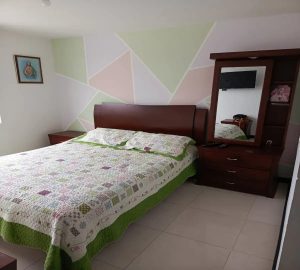 Apartamento amoblado en arriendo en Altos de la Colina 6