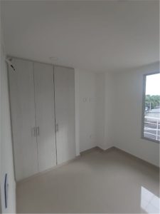 Apartamento en arriendo en los Mártires 4