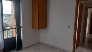 Apartamento esquinero en arriendo en Los Rosales8