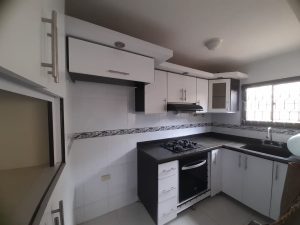 Casa comercial en arriendo en Alfonso López1