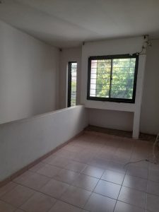 Casa comercial en arriendo en Alfonso López4