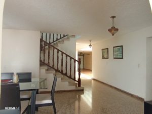 Casa comercial en arriendo en barrio San Carlos 12