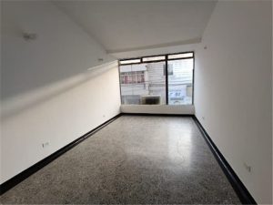 Casa comercial en arriendo en el centro 1