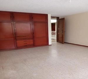 Casa de dos niveles en arriendo en San Ignacio12