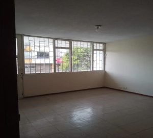 Casa de dos niveles en arriendo en San Ignacio8