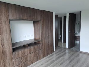 Lindo apartamento en arriendo en Bosques de Viena 4