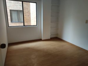 Se arrienda apartamento en Santa Ana 4