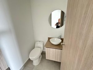 apartamento remodelado en arriendo en el Caimo 10