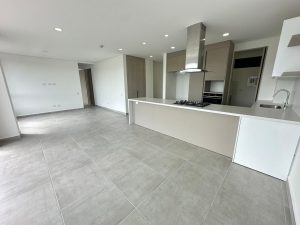 apartamento remodelado en arriendo en el Caimo 3