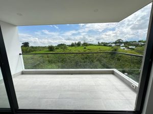 apartamento remodelado en arriendo en el Caimo 4