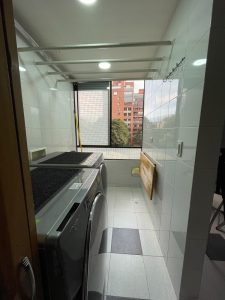 Apartamento amoblado en arriendo la Calleja 9