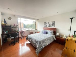 Apartamento duplex en arriendo en la Calleja 7