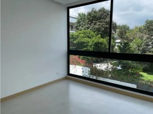 Apartamento en arriendo en barrio Ciudad Jardín 11