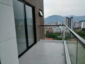 Arriendo de apartamento en Pinares 15