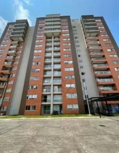 Se arrienda apartamento en Condina Pereira 4