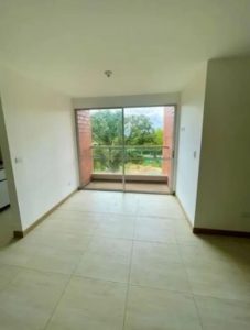 Se arrienda apartamento en Condina Pereira 5