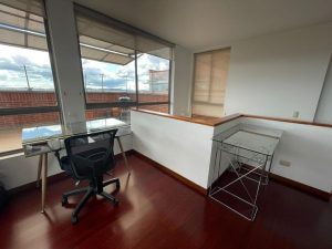 Se arrienda apartamento en barrio Bella Suiza 8