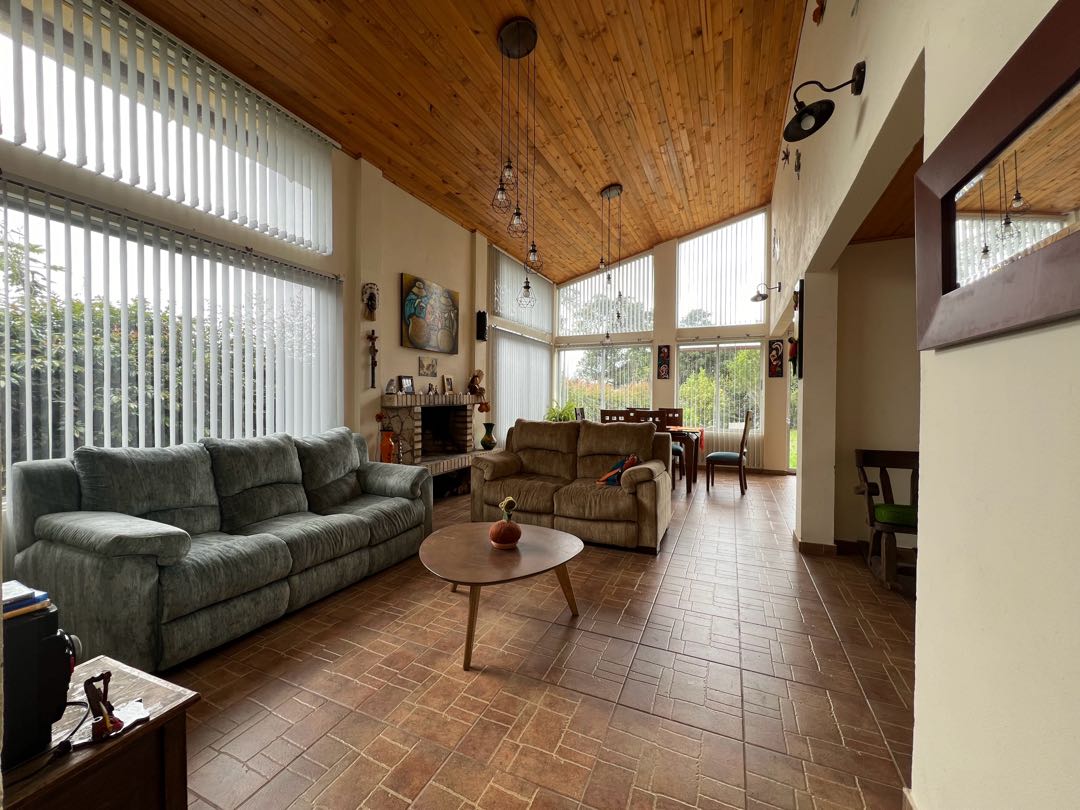 se_vende_se_arrienda_casa_en_t_1714755071-1084_177.jpeg