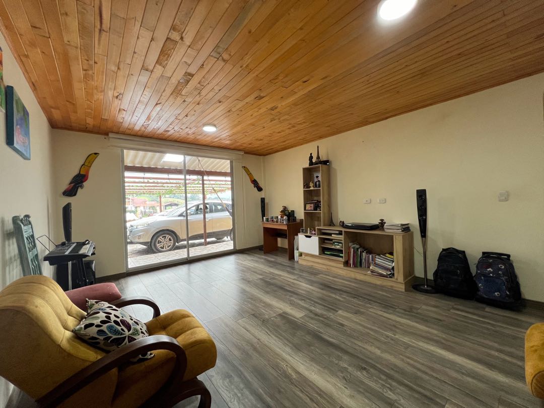 se_vende_se_arrienda_casa_en_t_1714755096-6864_5536.jpeg