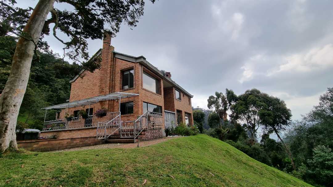 casa_arriendo_floresta_de_la_s_1669322595-1836_8552.jpg