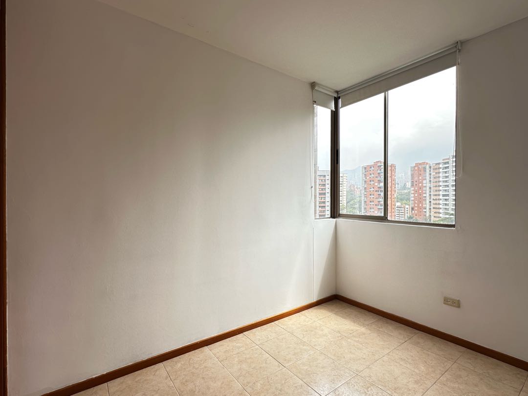 renta_apto_poblado_sector_cc_s_1738687960-0277_4753.jpeg