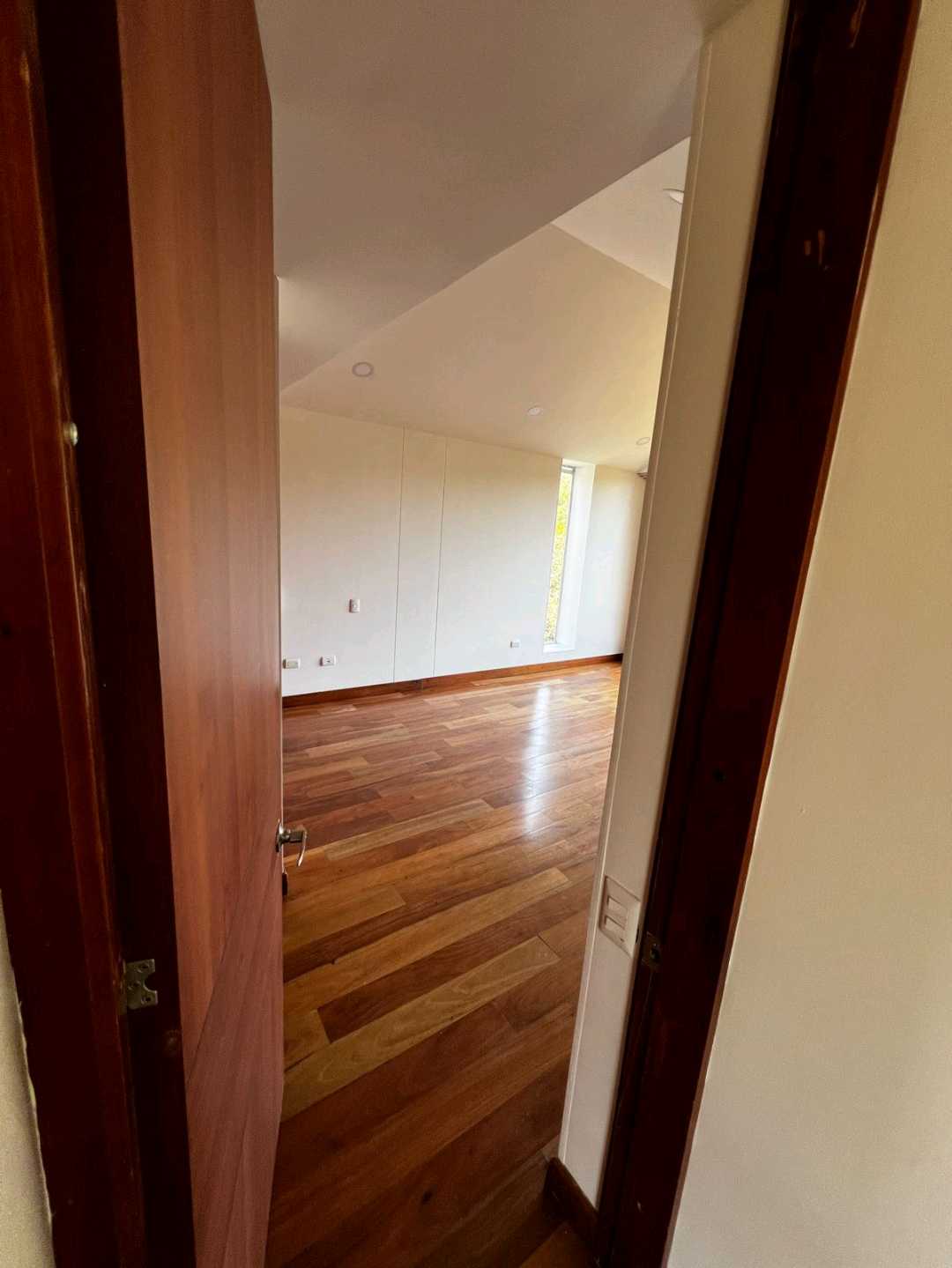 venta_o_arriendo_de_casa_en_ch_1736595215-7016_2968.jpeg