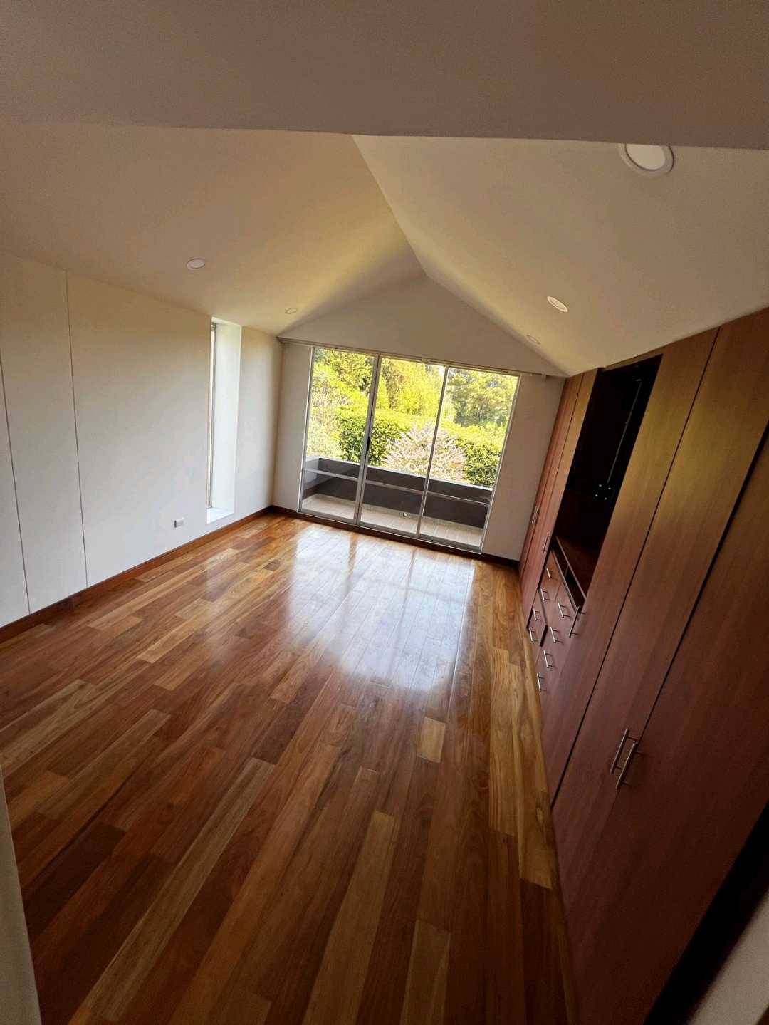 venta_o_arriendo_de_casa_en_ch_1736598446-9559_1248.jpeg